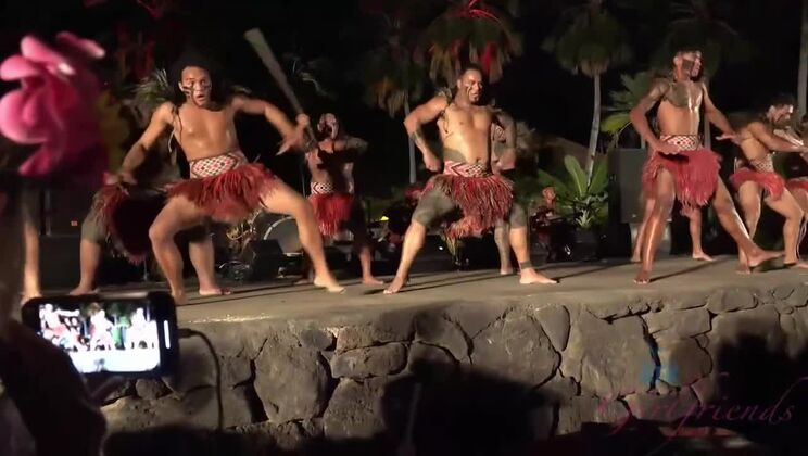 [ATKGirlfriends] - Best First Day in Hawaii with Niki Snow - Niki Snow