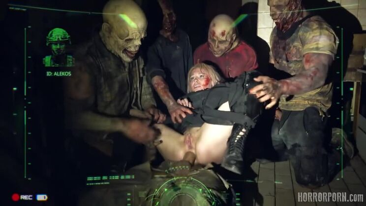 [HorrorPorn] - Strike of the Dead: Facial Frenzy - Bri Klein