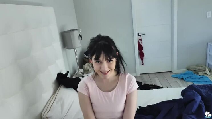 [TrueAmateurs] - Ivy Aura's Amateur Fuck Video with Hairy Pussy Licking