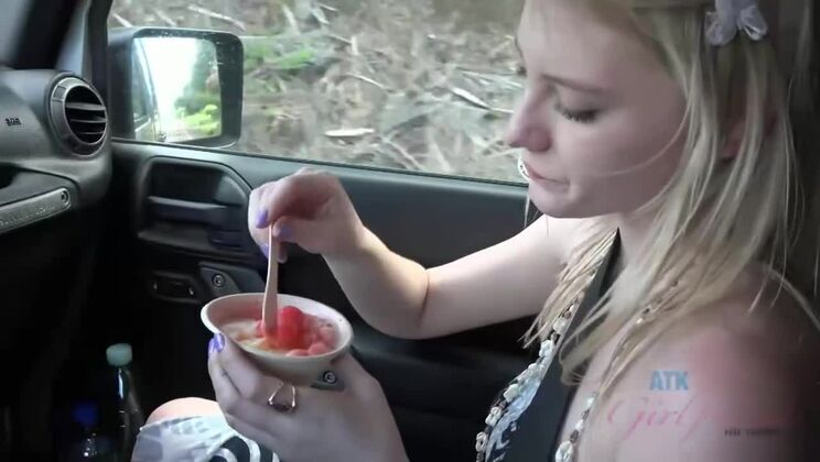 [ATKGirlfriends] - Melody Marks Gets Facial on the Beach - Melody Marks