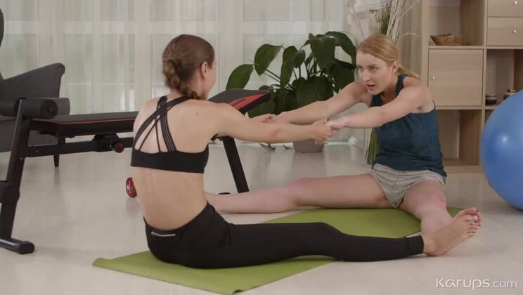 [KarupsPrivateCollection] - Slutty Blondes And Brunettes Amaris And Stefanie - Amaris