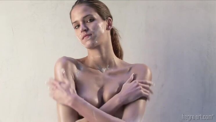 [Hegre] - Frozen Silvie Big Ass Solo - Silvie