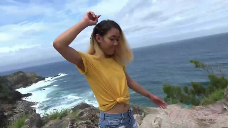 [ATKGirlfriends] - Fingering Aria Skye Outdoors: Beach and Aquarium Escapade - Aria Skye