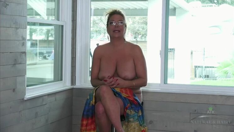 Karen Summer is a Hairy Mature Seductress