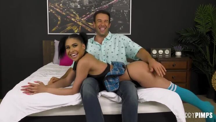 Will Pounder Spanks Ryder Rey Live