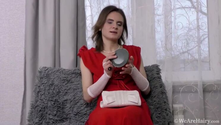 [WeAreHairy] - Pique Dame Naked and Hairy