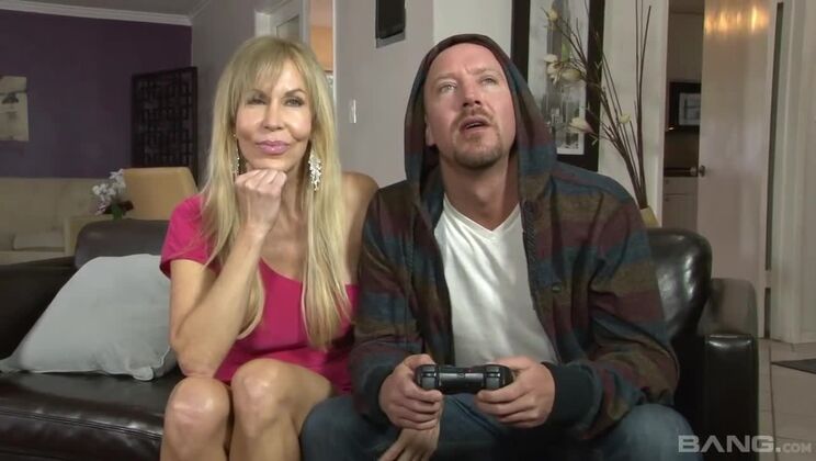 [BANG.com] - Stepdaughter's Boyfriend Fucks Stepmom Erica Lauren's Ass - Erica Lauren