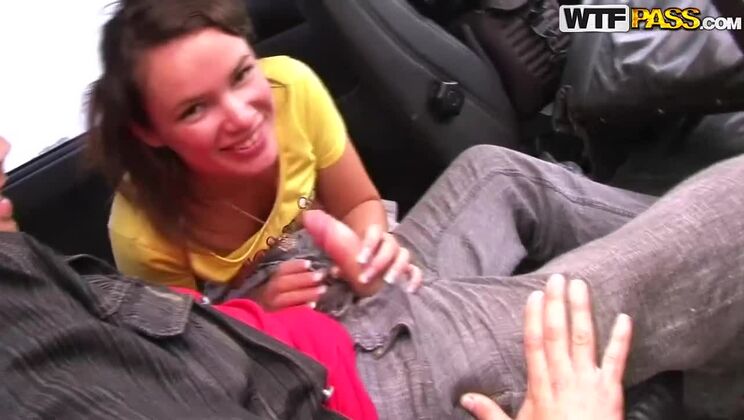 [PickupFuck] - Mia Gives Deepthroat in High Heels - Mia - Vova