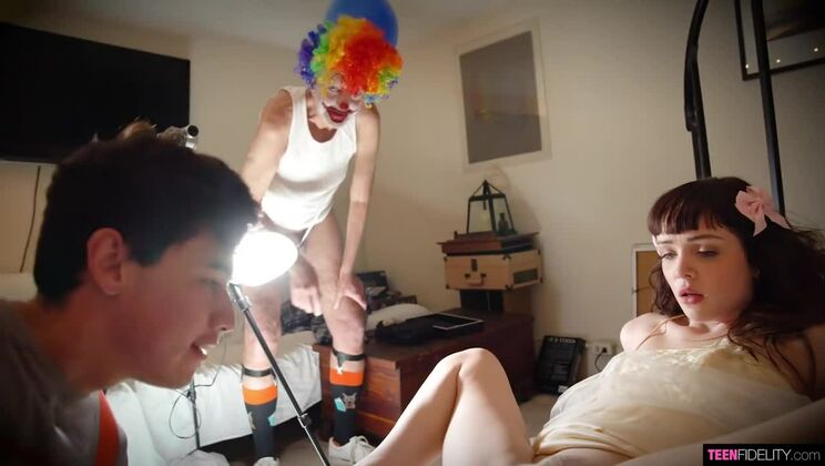 [TeenFidelity] - Aliya Brynn's Morning Redhead Fetish - Aliya Brynn