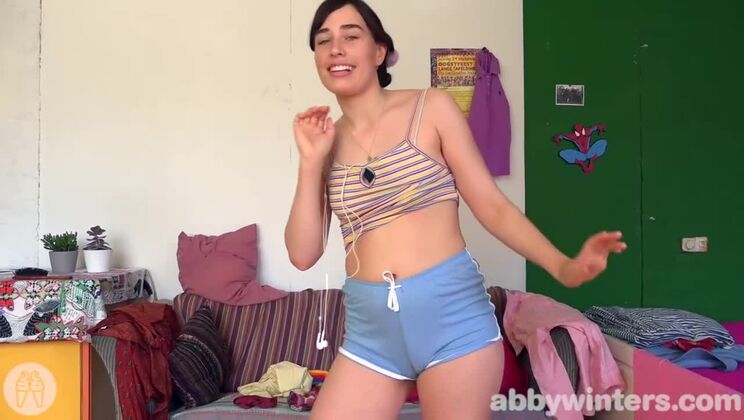 Alexandra Strips Down