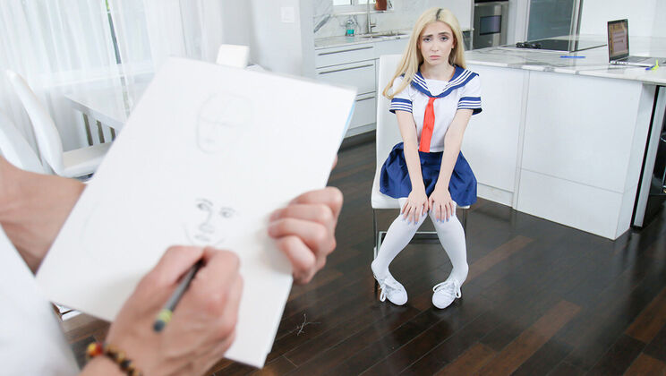 Nude Petite Model Bambino: World's Smallest