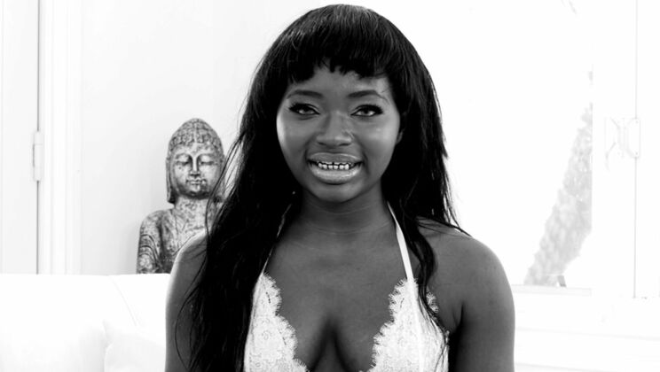 Behind the Scenes of Noemie'sSexual Escapades