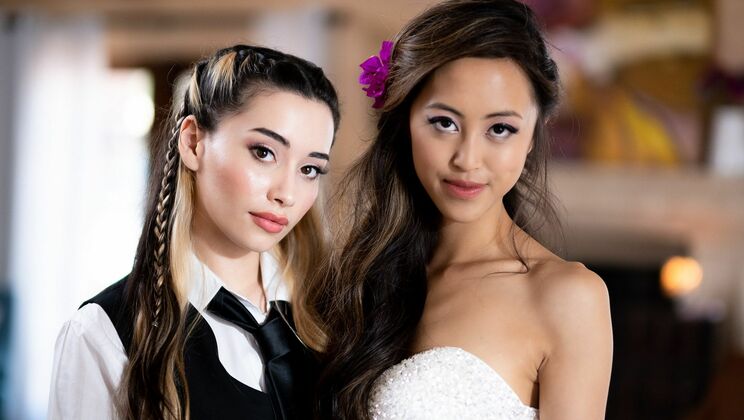 [Girlsway] - Brunette Tattooed Kissing Revenge