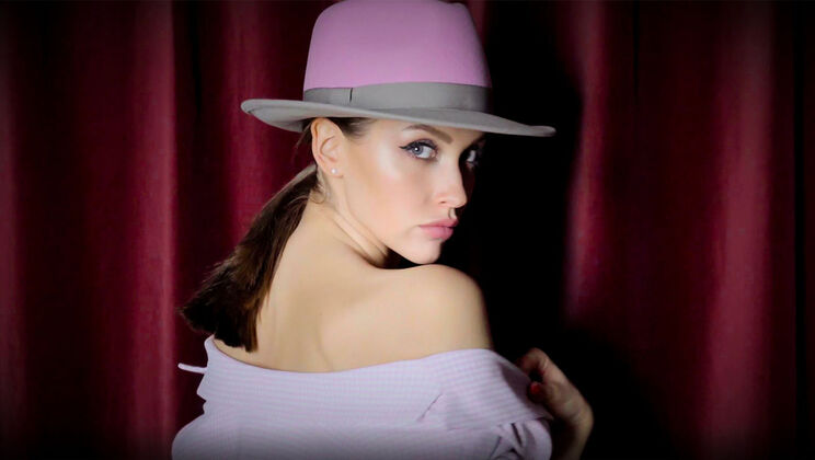 Hitting Luxury Girl's Spot