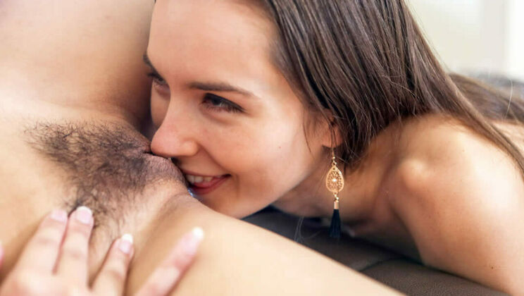 Brunette Lesbians With Hairy Pussy