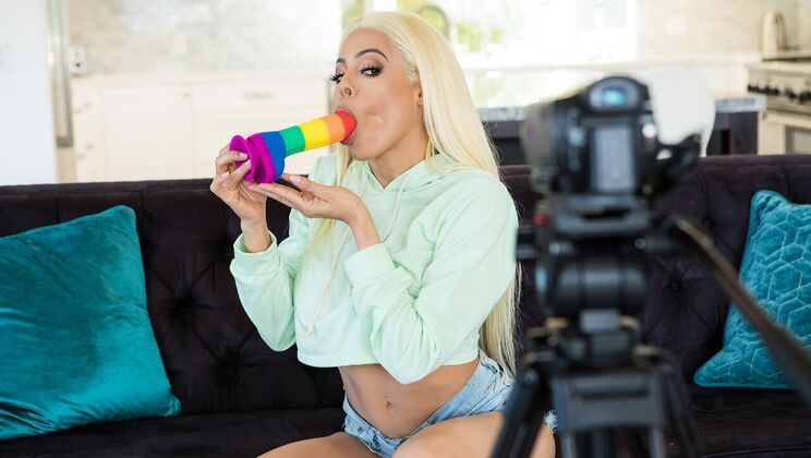 [Brazzers] - Markus Dupree's Hot Latina Fuck - Luna Star - Markus Dupree