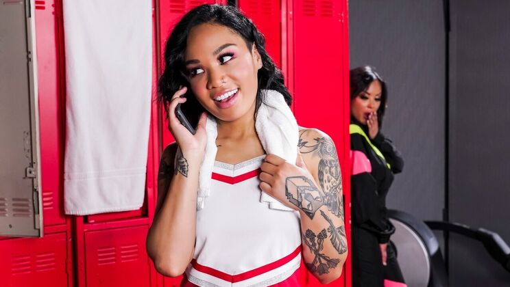 [Brazzers] - Locker Room Femdom With Kaylani Lei And Honey Gold - Honey Gold - Kaylani Lei