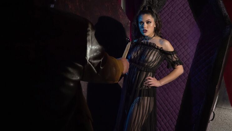 Deepthroat in the Crypt