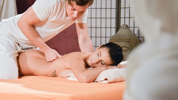 Ricky Rascal's Romantic Massage Turns into Hardcore Sex