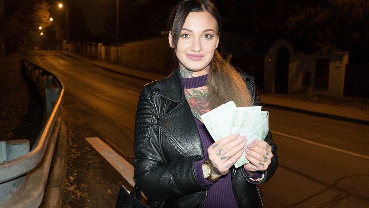 Public Fuck with Tattooed Girl