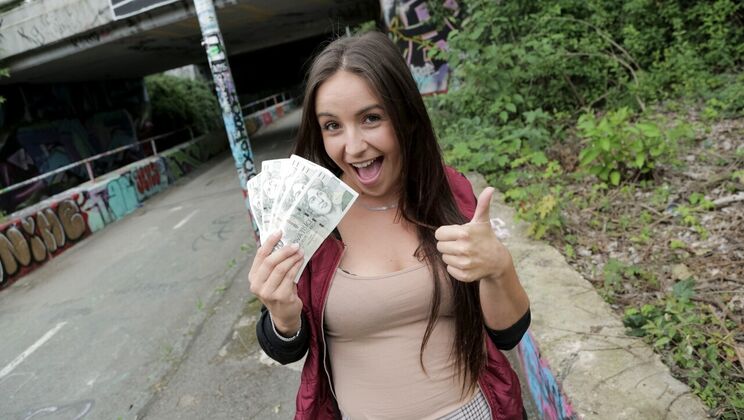 Facial and Fuck Fest with Amateur Lenna Ross