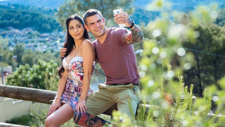 [DaneJones] - Cumshot for European Couple in Outdoor Adventure