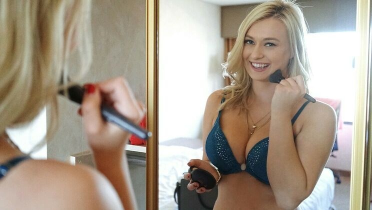 [IKnowThatGirl] - Natalia Starr Sucks Hard