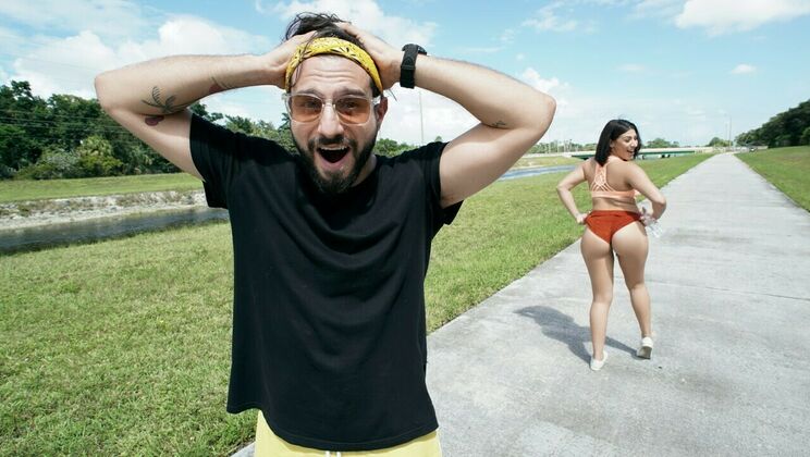 [PervsOnPatrol] - Cowgirl Style With A Latina Amateur - Valentina Jewels - Tony Rubino