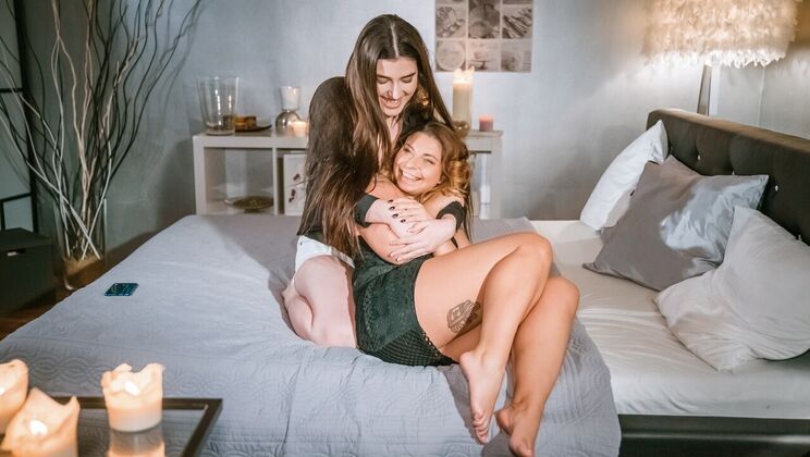 [Lesbea] - trimmed Lesbians in Face Sitting Action - Amy Red - Marry Morrgan