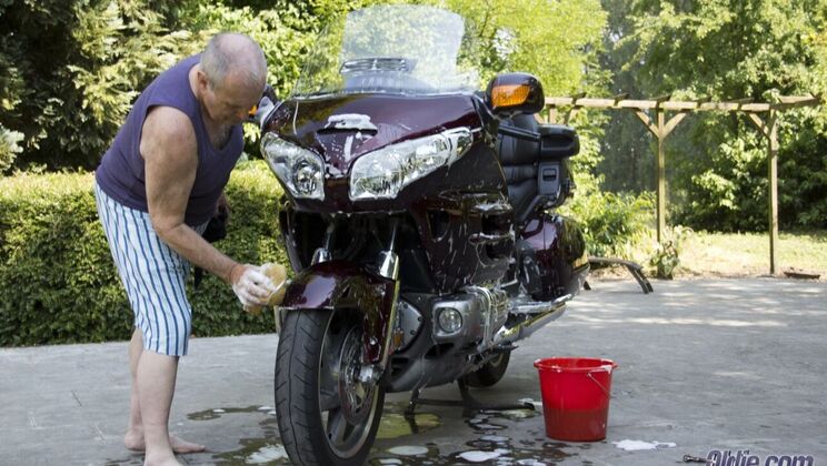 Old Man Jack Fucks Young Nataly