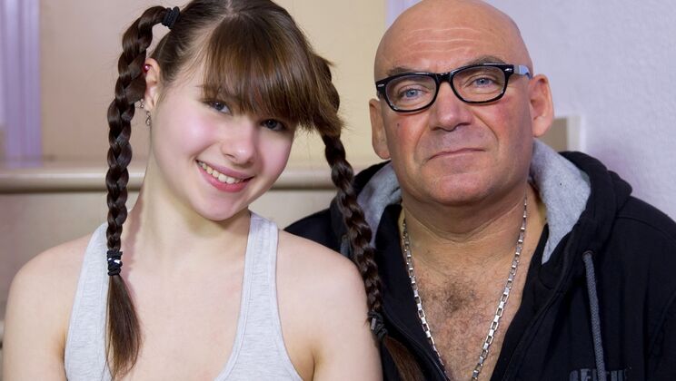 [Oldje] - Old School Treatment For Young Pussies - Luna Rival - Jan