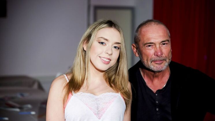 [Oldje] - Young Blonde Fucked by an Older Guy - Danielle Soul - Nico