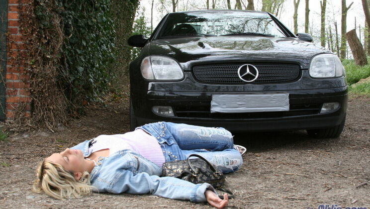 [Oldje] - Young Marina Lucky Accident