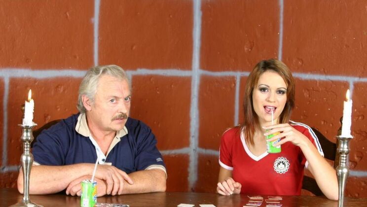 [Oldje] - Gustavo and Ralucka's Facial Frenzy