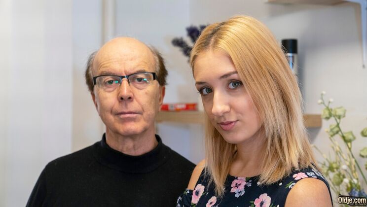 [Oldje] - Marcello Fucks Sofi in Doggystyle