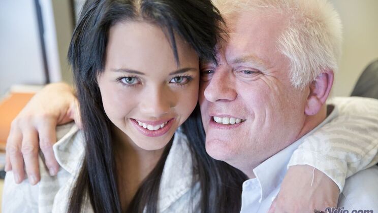 [Oldje] - Tricia Teen's Office Seduction