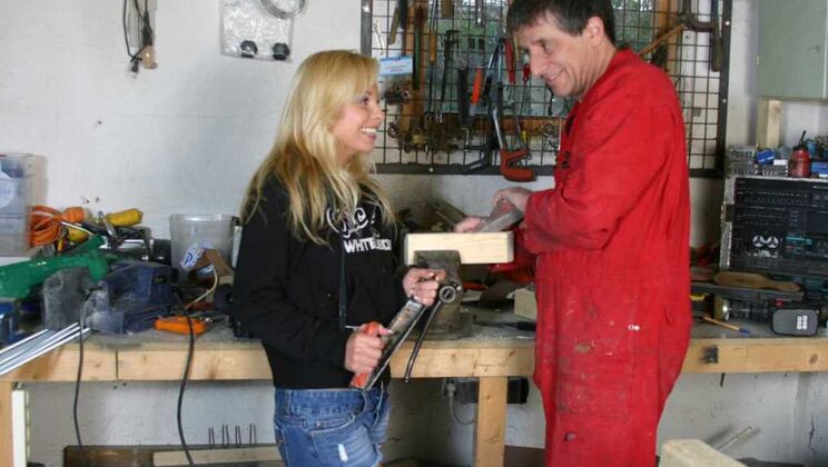 Blonde Sharka Blue with Natural Tits Sucks