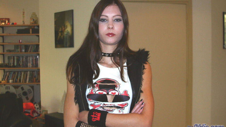 Old Doug's Car Pussy Licking