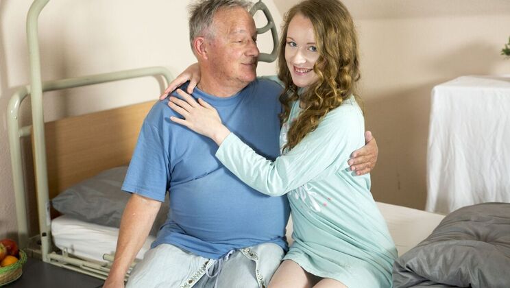 [Oldje] - Sweet Temptation: The Young Enthusiast - Harry - Emma Fantasy