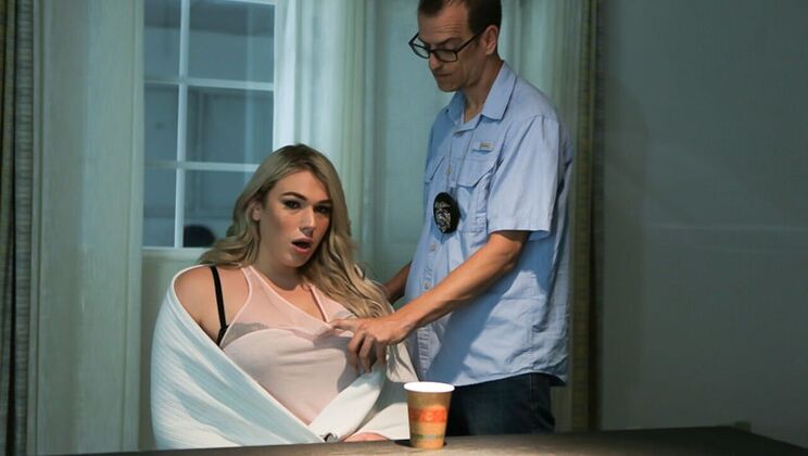 [TransSensual] - Aspen Brooks Takes Big Cock in Her Ass - Chad Diamond - Aspen Brooks