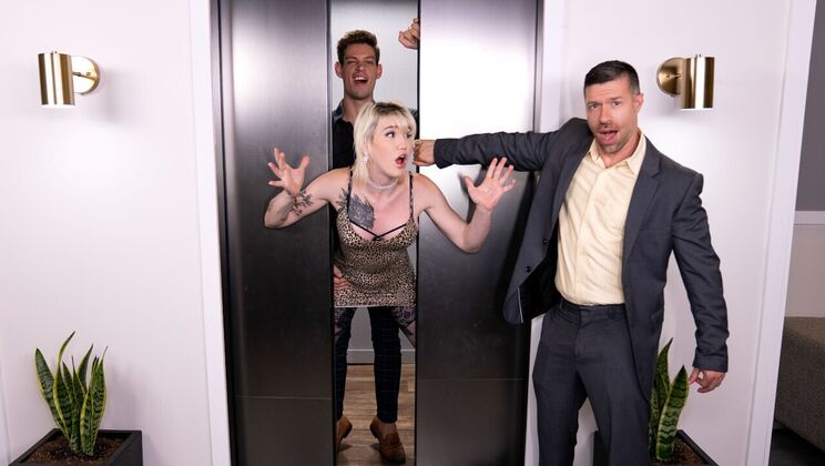 [TransAngels] - Latina Lovemaker: Legs Open