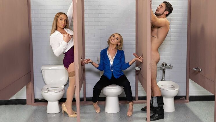 [TransAngels] - Unleashing the Blondes - Chloe Temple - Dante Colle - Winter XX Doll