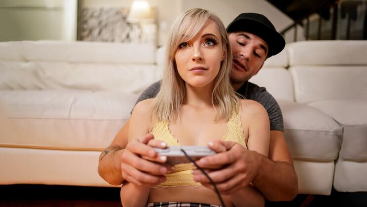 [RealityJunkies] - Tattooed Stepsister Fun - Nathan Bronson - Jamie Jett