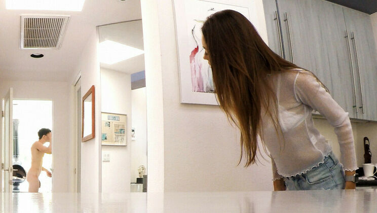 [SpyFam] - Stepbro's Bedtime Surprise from Sexy Stepsis