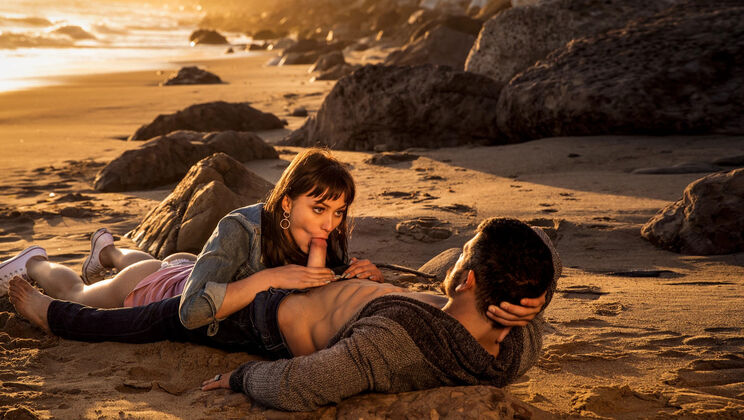 Sexy Ana Rose's Rough Meet