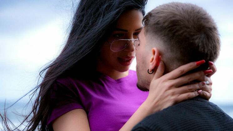 [SexArt] - Tattooed Beauty's Gorgeous Blowjob - Julia De Lucia - Chris Torres