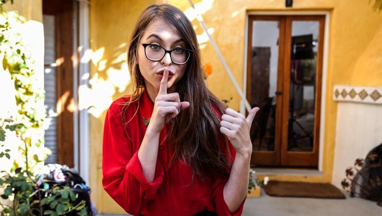 [PropertySex] - Hairy Undercover with Riley Reid