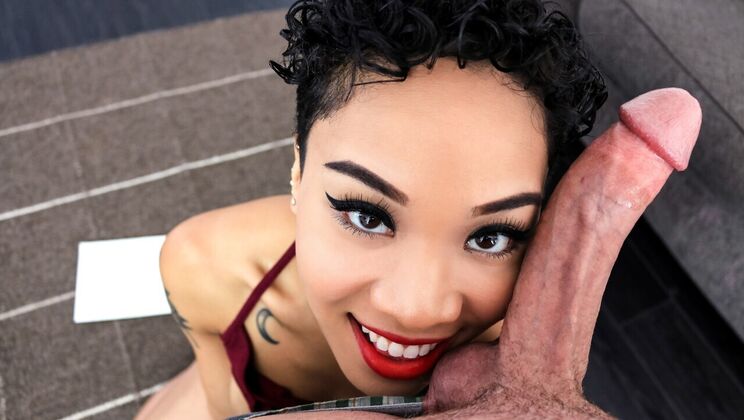 Facial Frenzy with Honey Gold