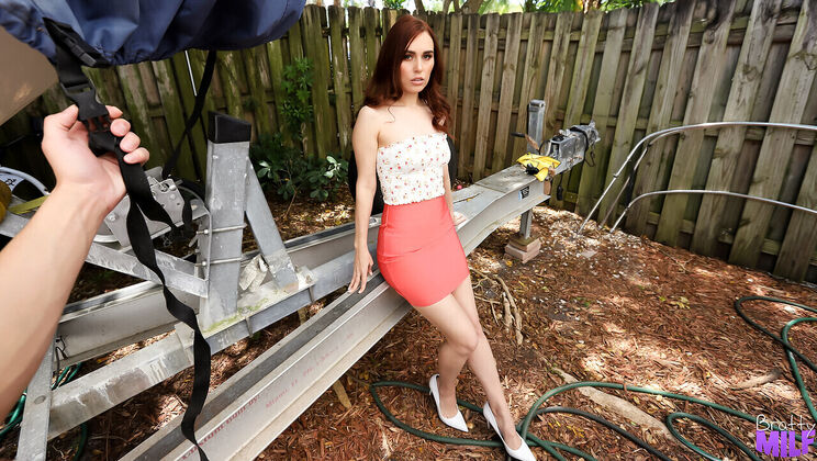 [BrattyMILF] - Mini Skirt Stepmom Seduces with Blowjob - Kiki Vidis