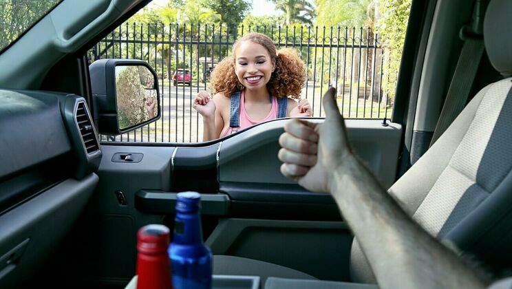 [StrandedTeens] - Wild Blonde Gets Wet in Hot Tub